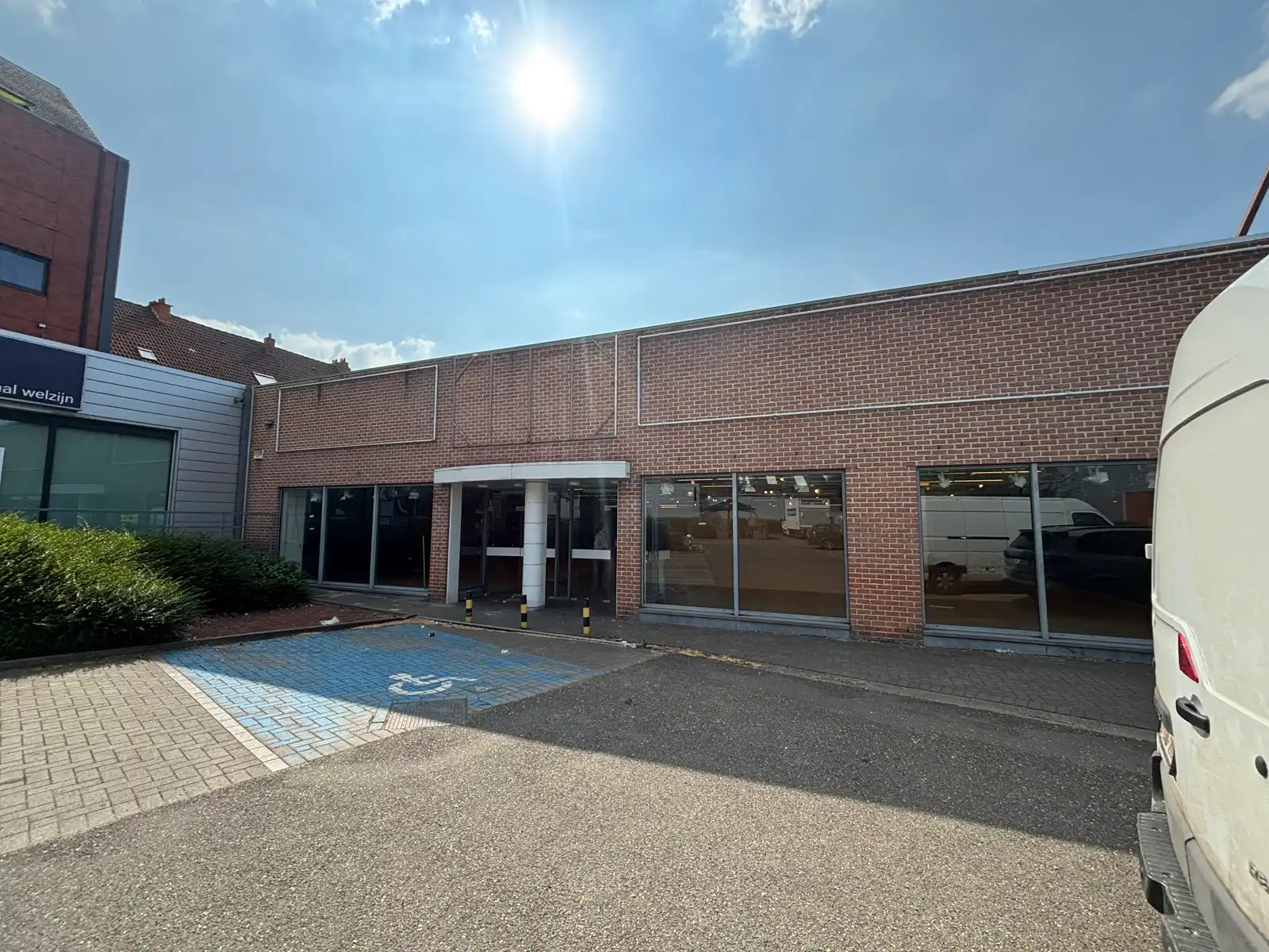 Commerciële ruimte te huur – Rooseveltcenter Vilvoorde foto {{pictureIndex}}