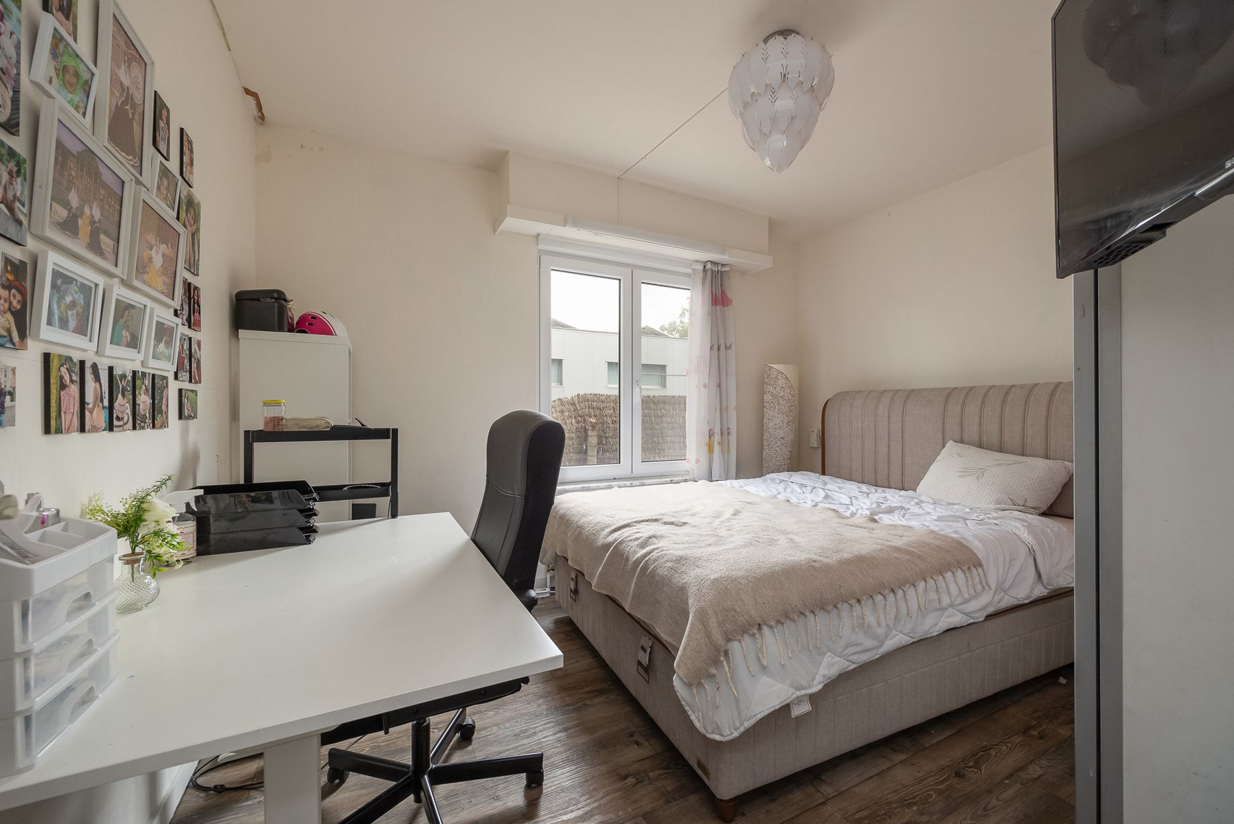 Ruime ondergrondse garage (92m²) én gelijkvloersappartement foto 15