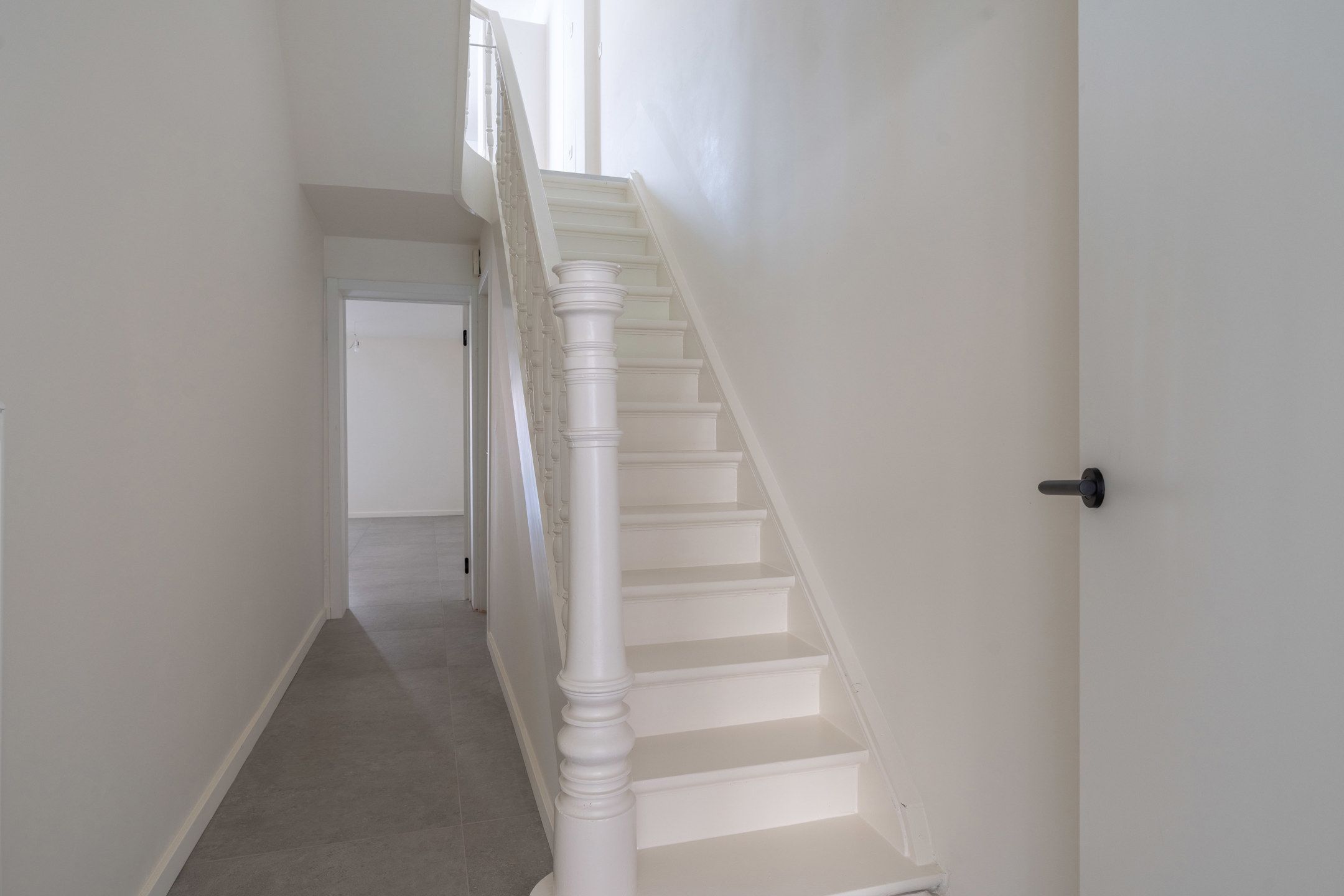 Handelspand met woonst (350m²) op wandelafstand van de Grote Markt. foto 13