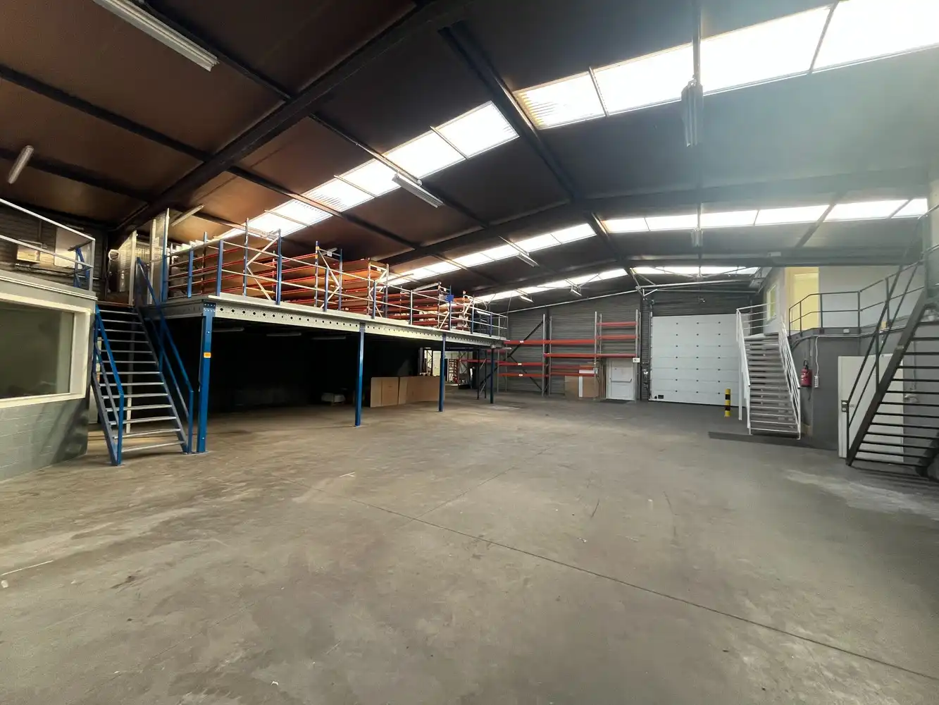 2.294m² Bedrijfsgebouw foto 27