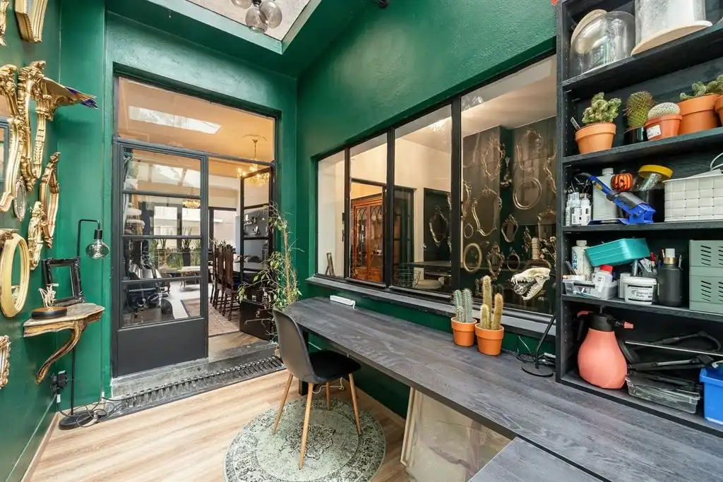Stijlvol gerenoveerde woning met authentieke charme, zonnige tuin en toplocatie foto 5