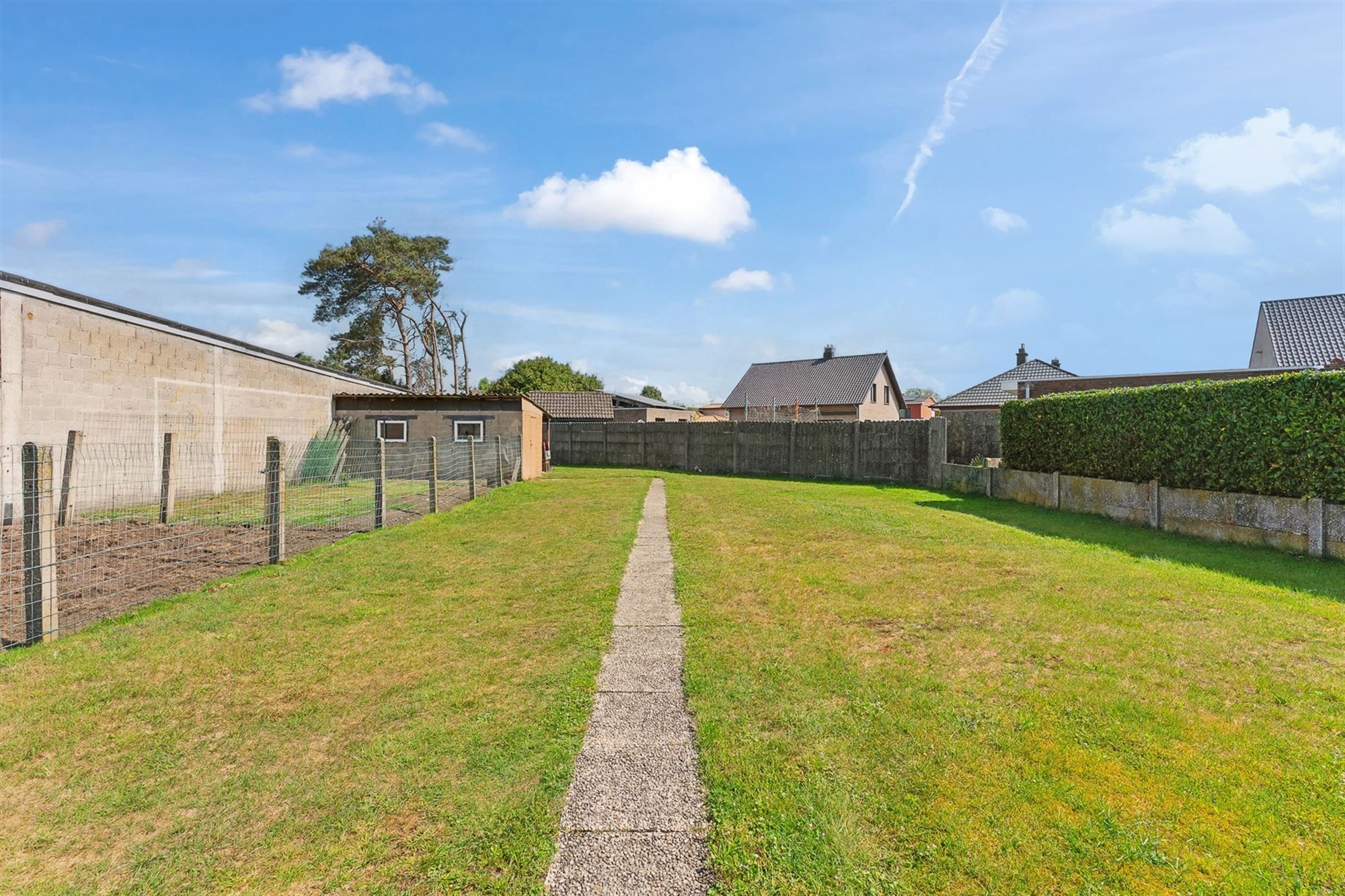 INSTAPKLARE GELIJKVLOERSE WONING OP RUSTIGE LIGGING foto 21