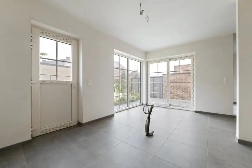 MODERNE NIEUWBOUWWONING OP TOPLOCATIE IN WAASMONT foto 14