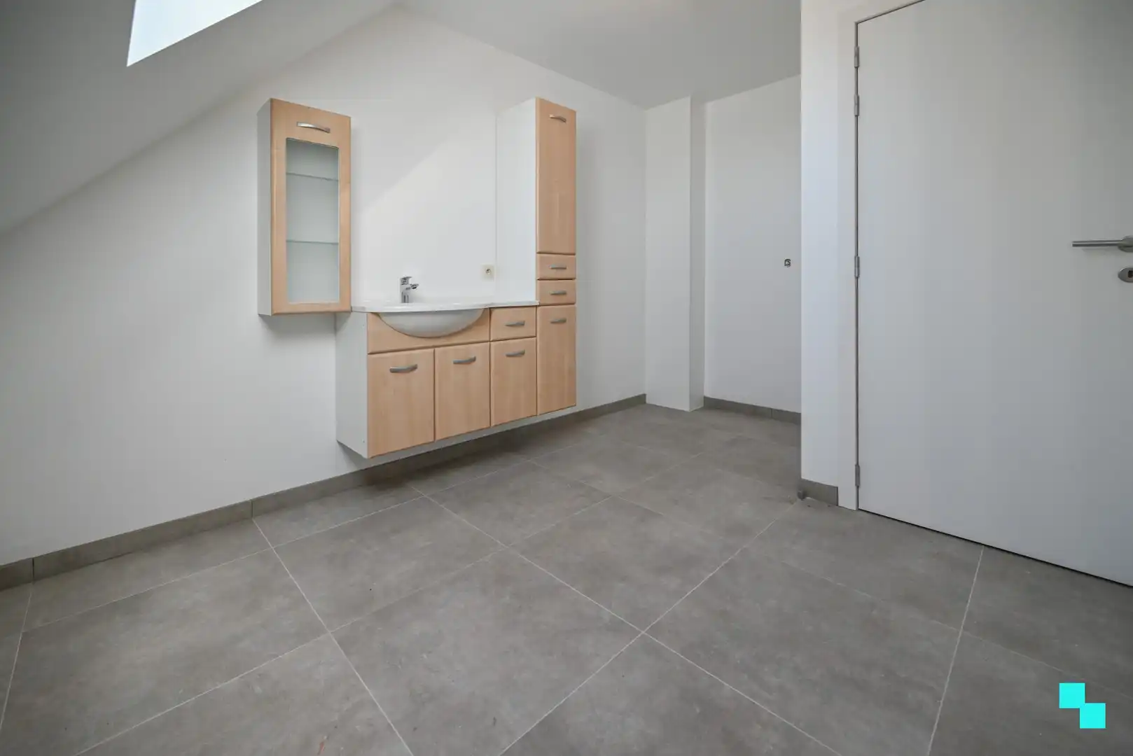 Riante nieuwbouwwoning met aangename tuin te Izegem foto 37