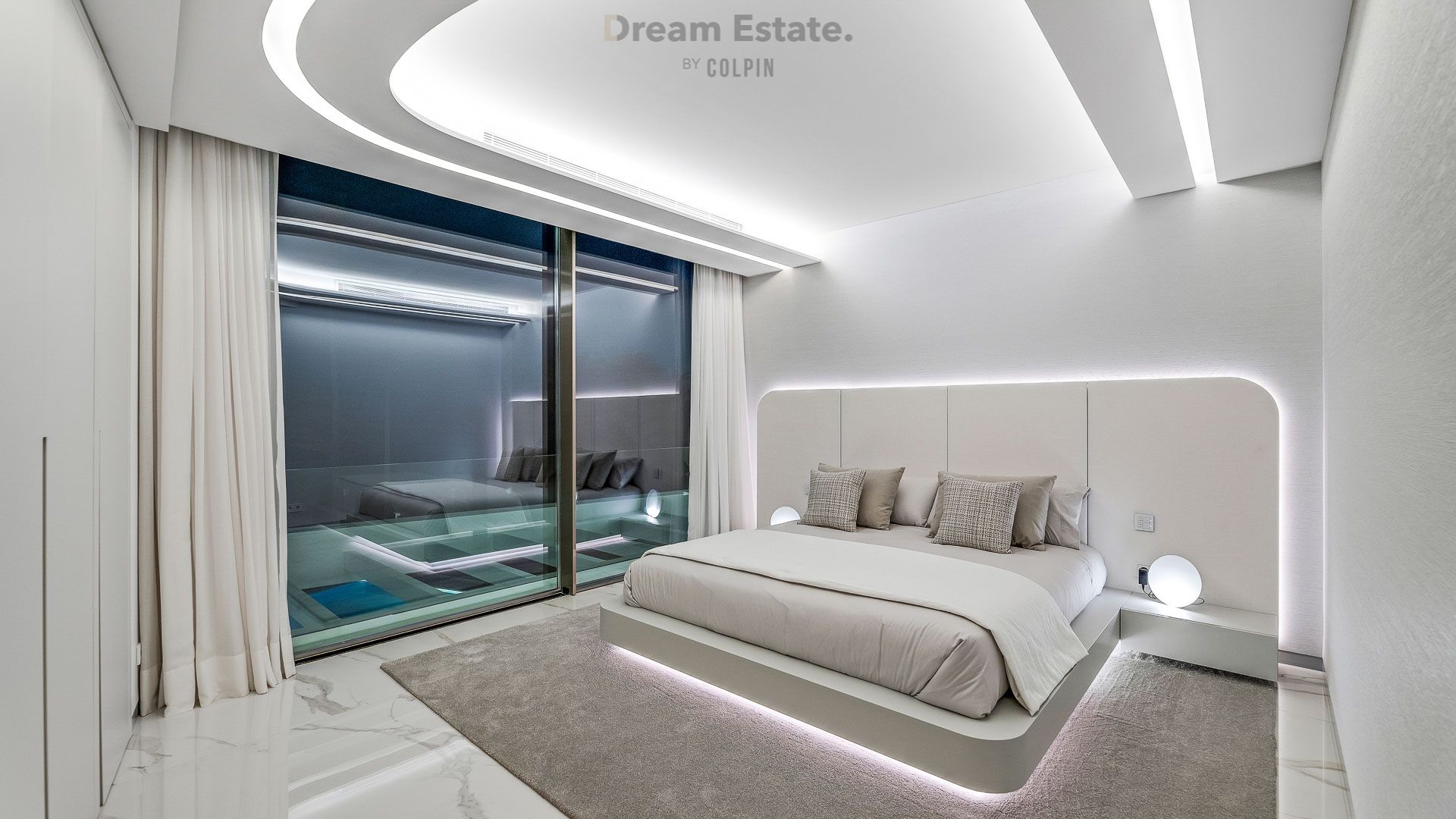 Hypermoderne frontline villa in Los Monteros foto 6