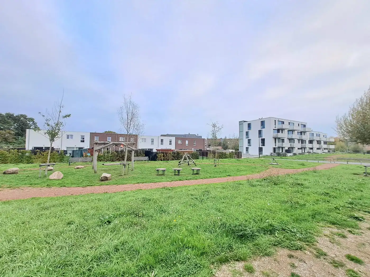 Energiezuinige en instapklare woning met 3 slaapkamers in Leanderhof te Zwevegem! foto 28
