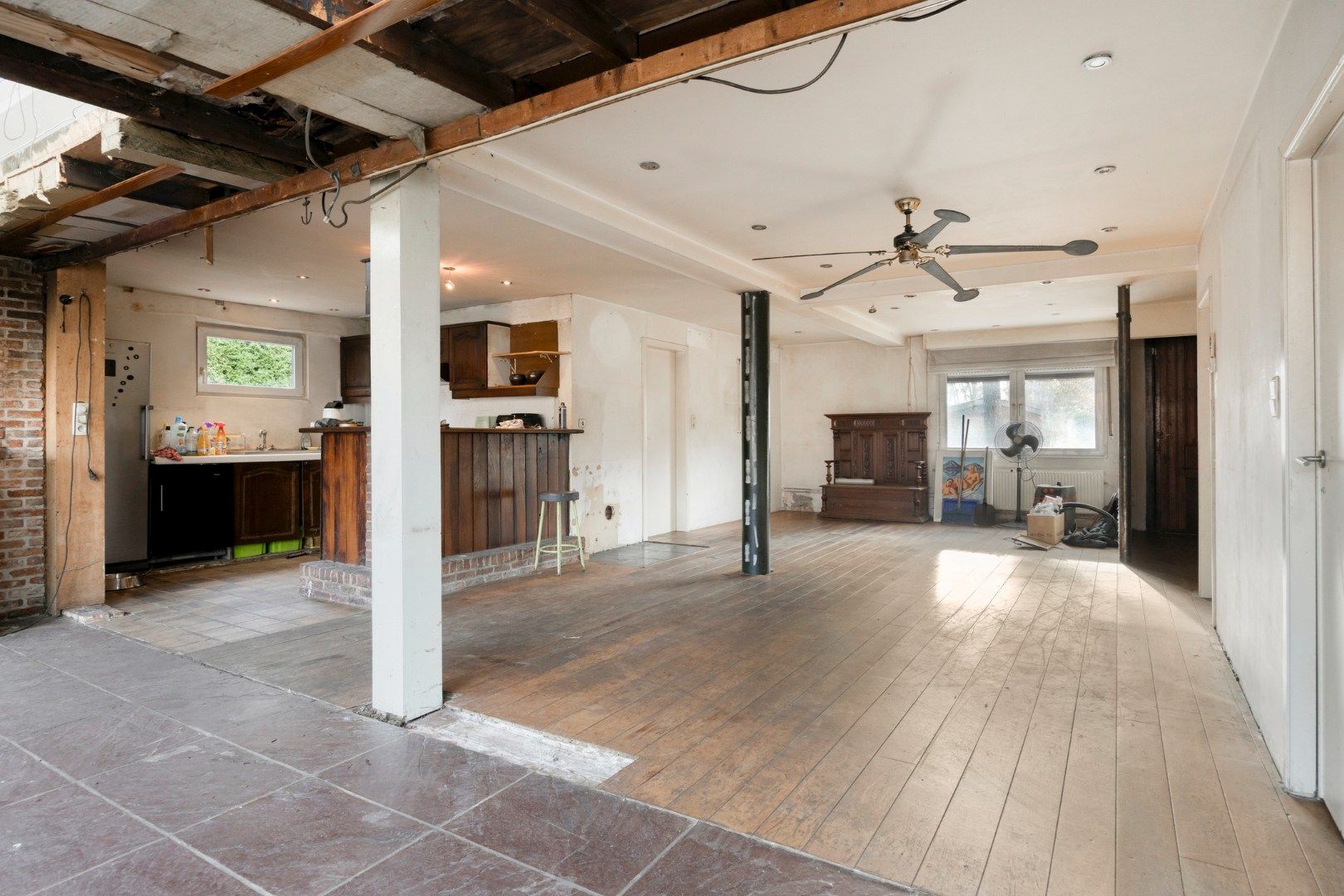  Rustig gelegen halfopen woning met 2/3 slpks op een perceel van 810 m² te Nijlen ! foto 4