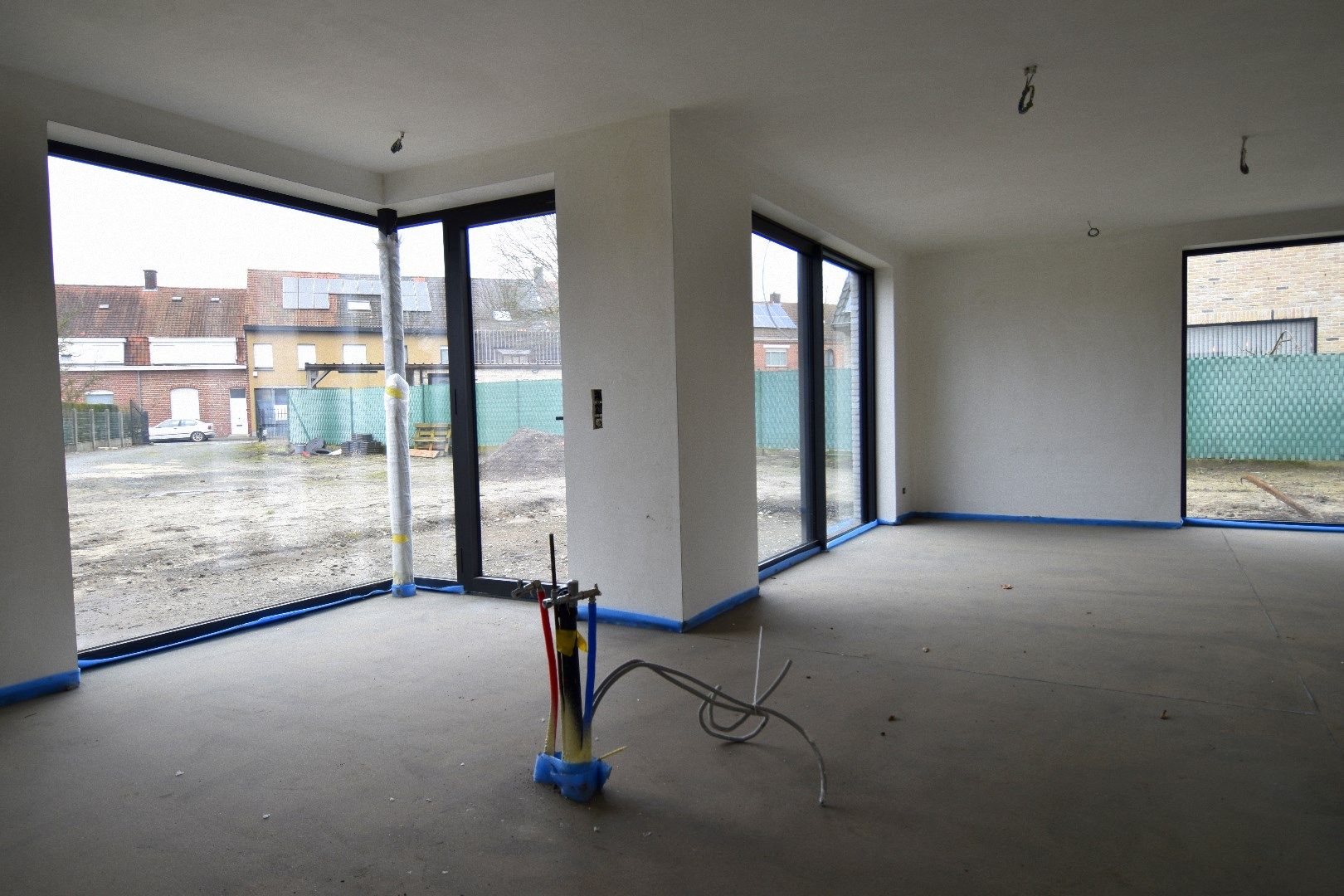 Nieuwbouwwoning met 3 slaapkamers vlakbij centrum Meulebeke foto 6