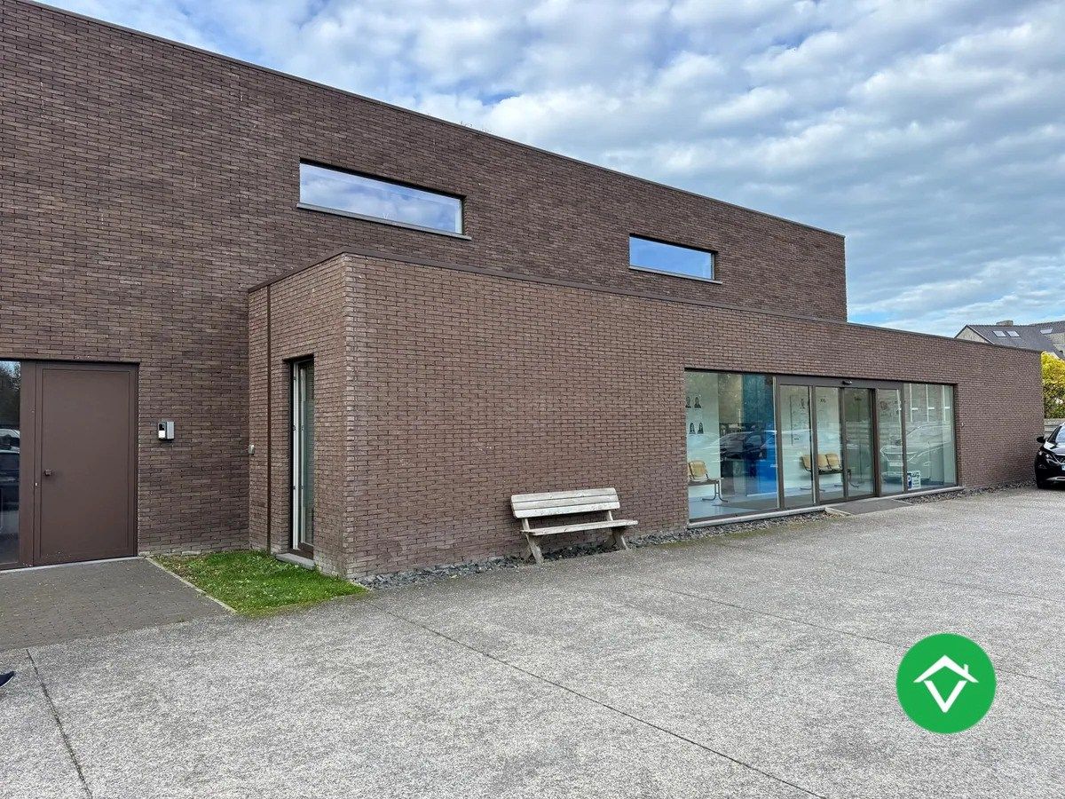 Appartement met mooi groot terras te Koekelare foto 16