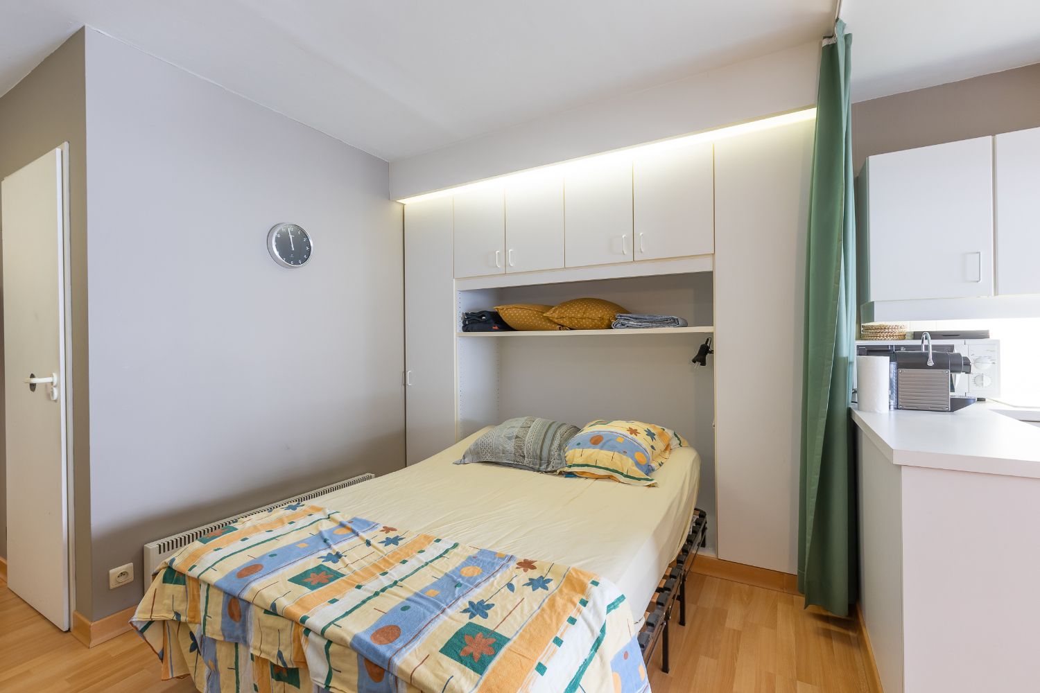 Ontdek deze charmante en ruime studio op de 5e verdieping van Residentie Square! foto 10
