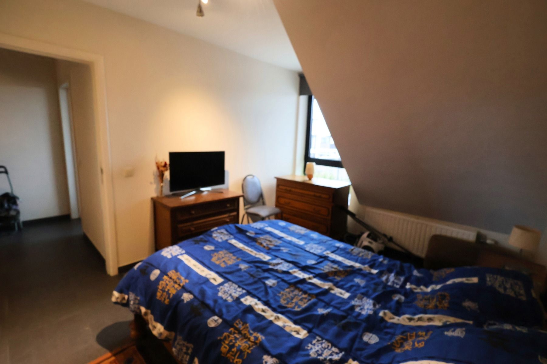 Appartement op de 2de verdieping met terras, kelderberging en autostaanplaats. foto 9