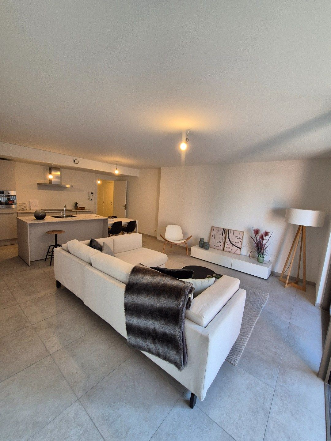 Stijlvol nieuwbouwappartement in hartje Quartier Bleu foto 2