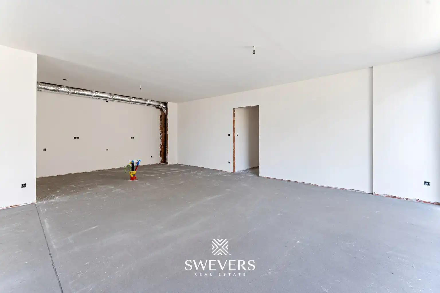 Gelijkvloers 3-slaapkamer appartement met eigen inkom en 2 terrassen in Houthalen foto 8