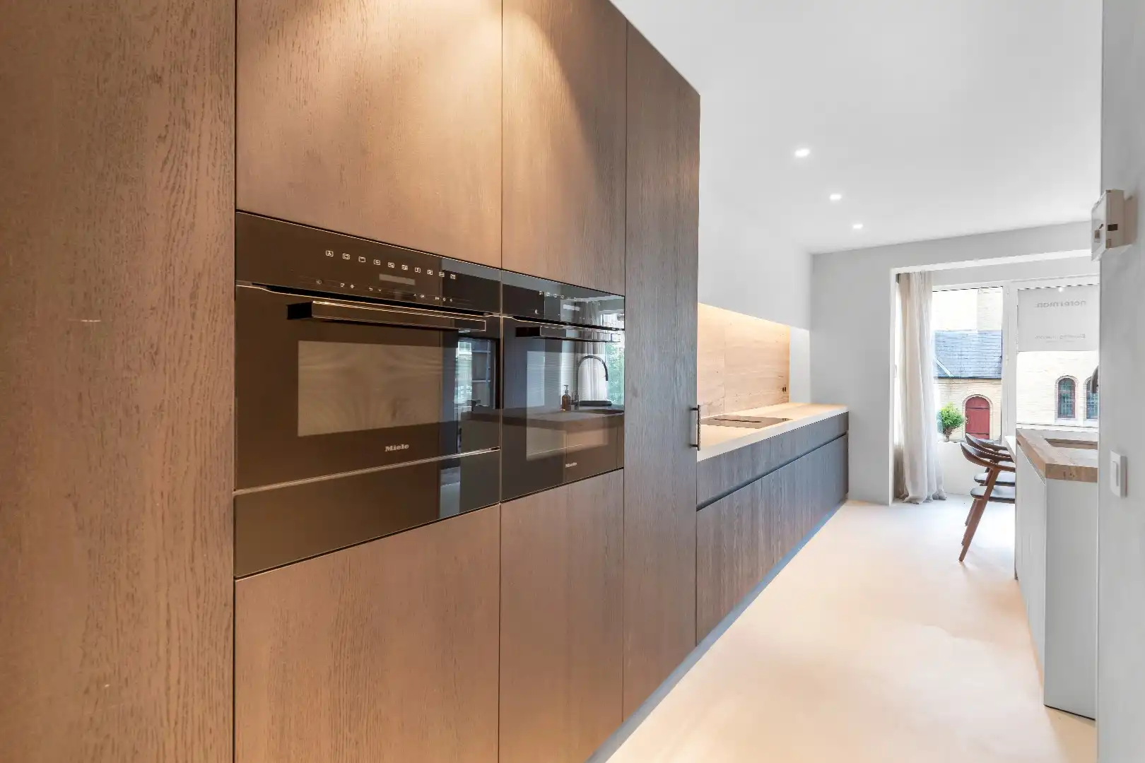 Hoogstaand afgewerkt appartement  met open zicht gelegen vlakbij de Dumortierlaan en op een steenworp van de Zeedijk.   foto 5