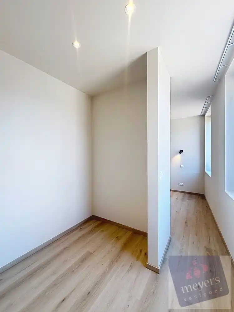 Moderne en energiezuinige gezinswoning met tuin te huur in Hasselt foto 15