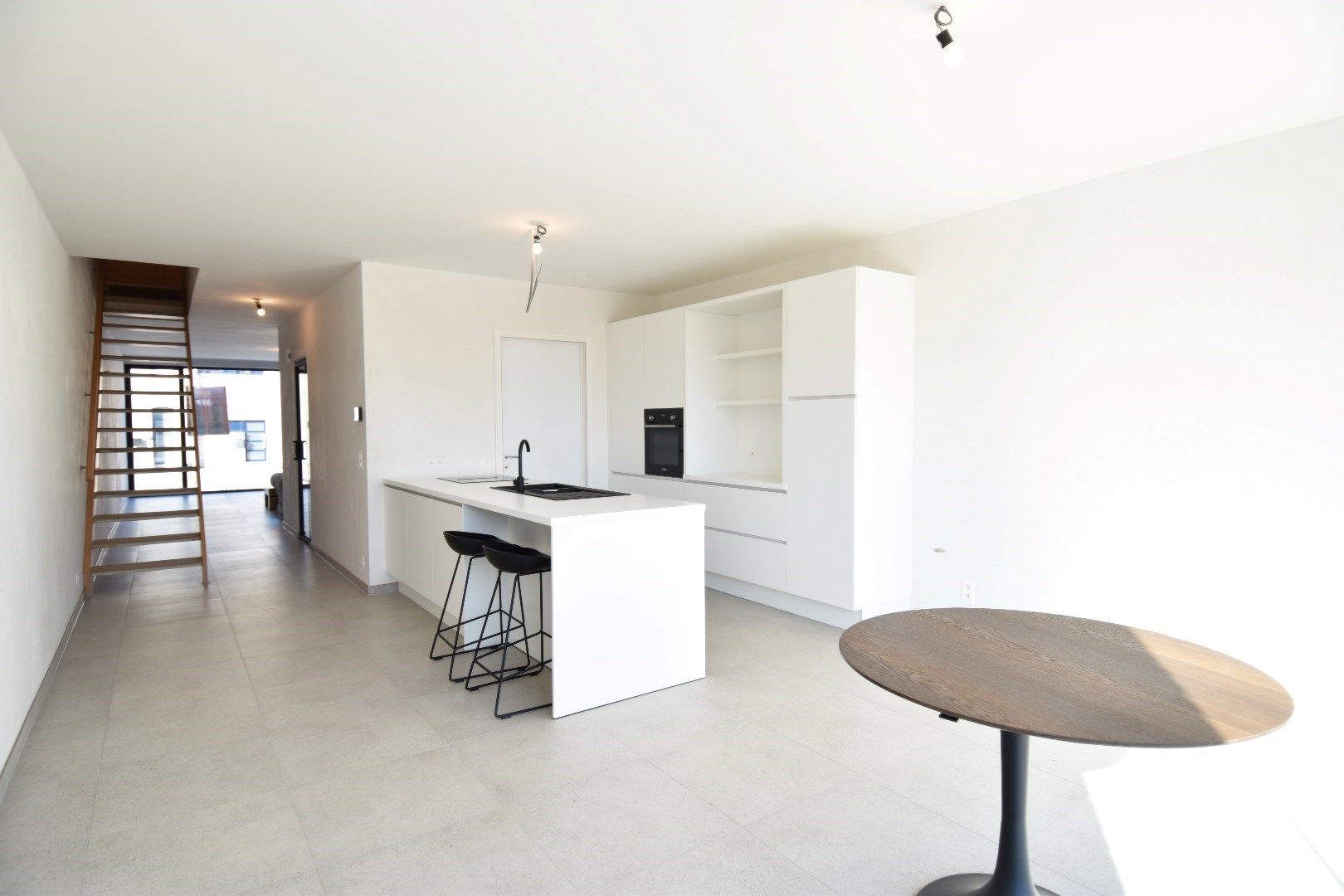 Nieuwbouw met 4 slpk, sterke energiescore en top afwerking te koop in Gullegem (mogelijkheid tot aankoop aan 6% BTW) foto 5