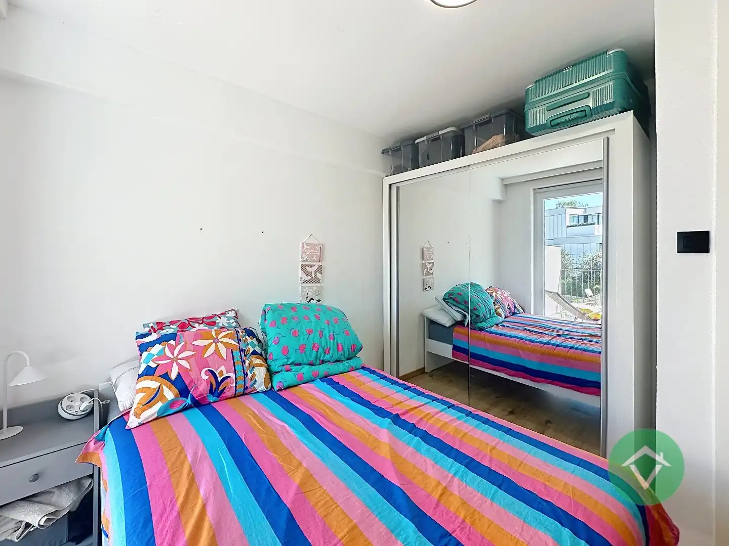 Ruim duplex-appartement met 2 slaapkamers en terrassen in hartje Torhout foto 13