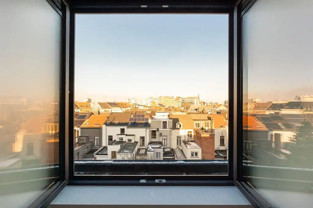 Gerenoveerd duplex appartement met terras foto 13