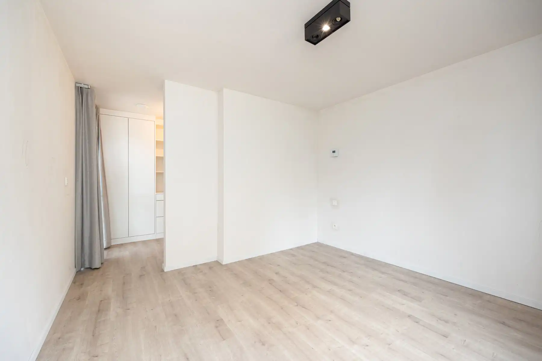 Instapklare woning met 4 slaapkamers en prachtig groenzicht foto 17