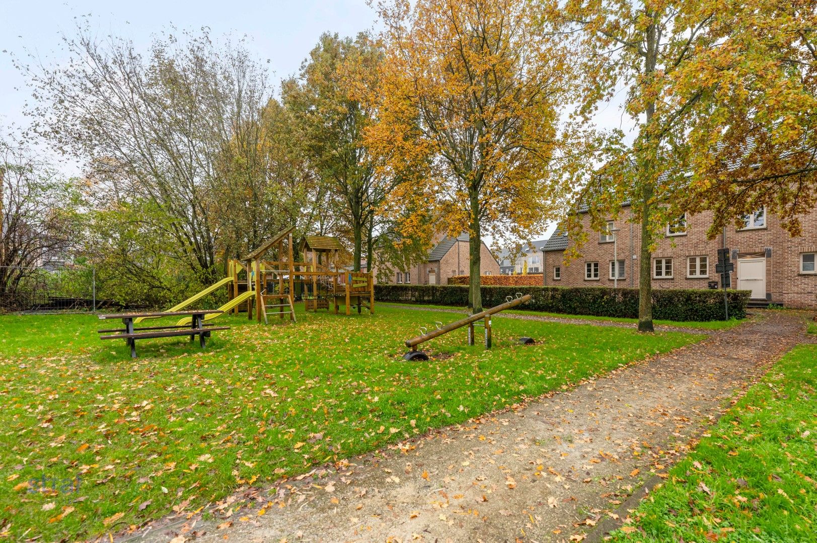 Woning met 4 slaapkamers en tuin in groene buurt in Kruibeke foto 20