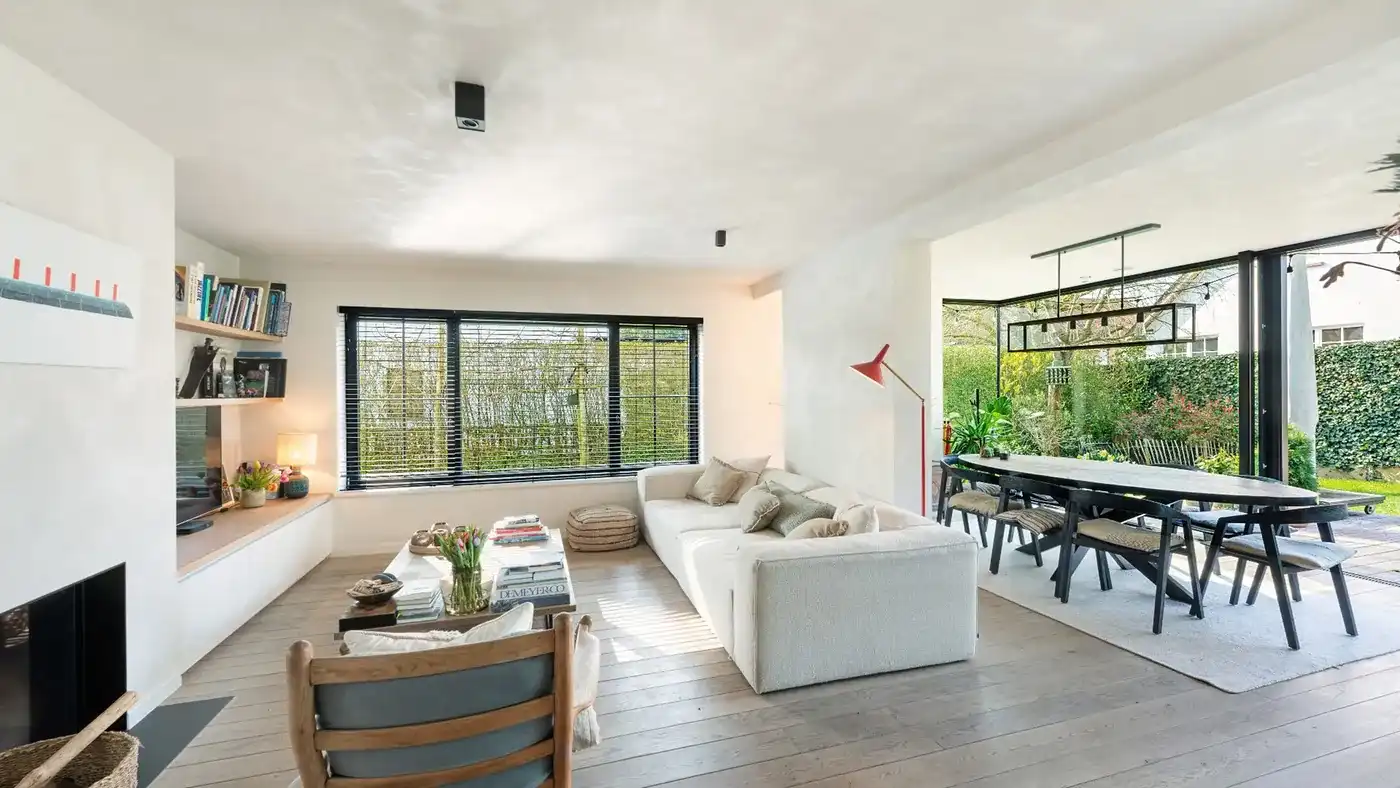 Alleenstaande villa gelegen in een rustige zijstraat van de Magere Schorre  foto 2