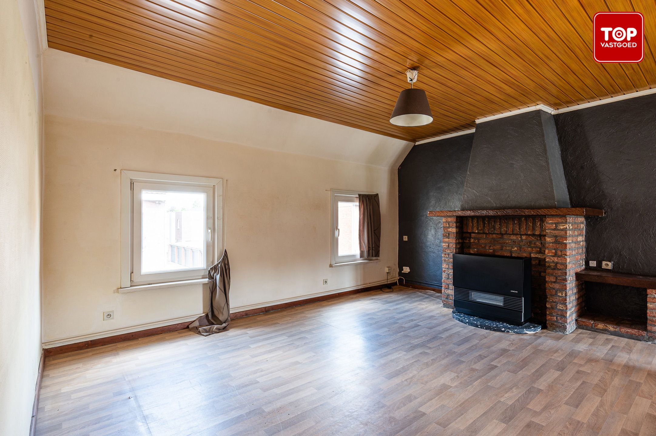 koppelwoning te koop in hartje Eeklo. foto 4