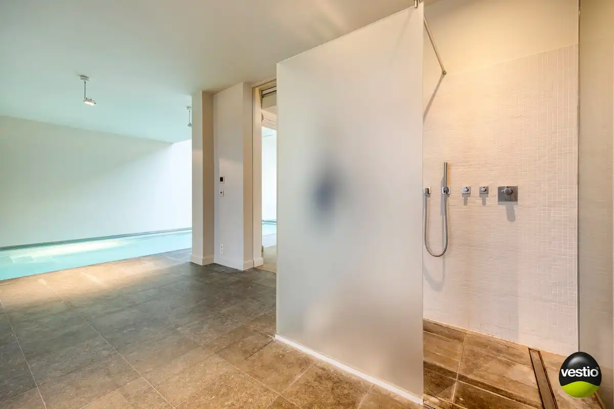 HOEVEWONING OP 64A59CA IN EEN LANDELIJKE OMGEVING. foto 43