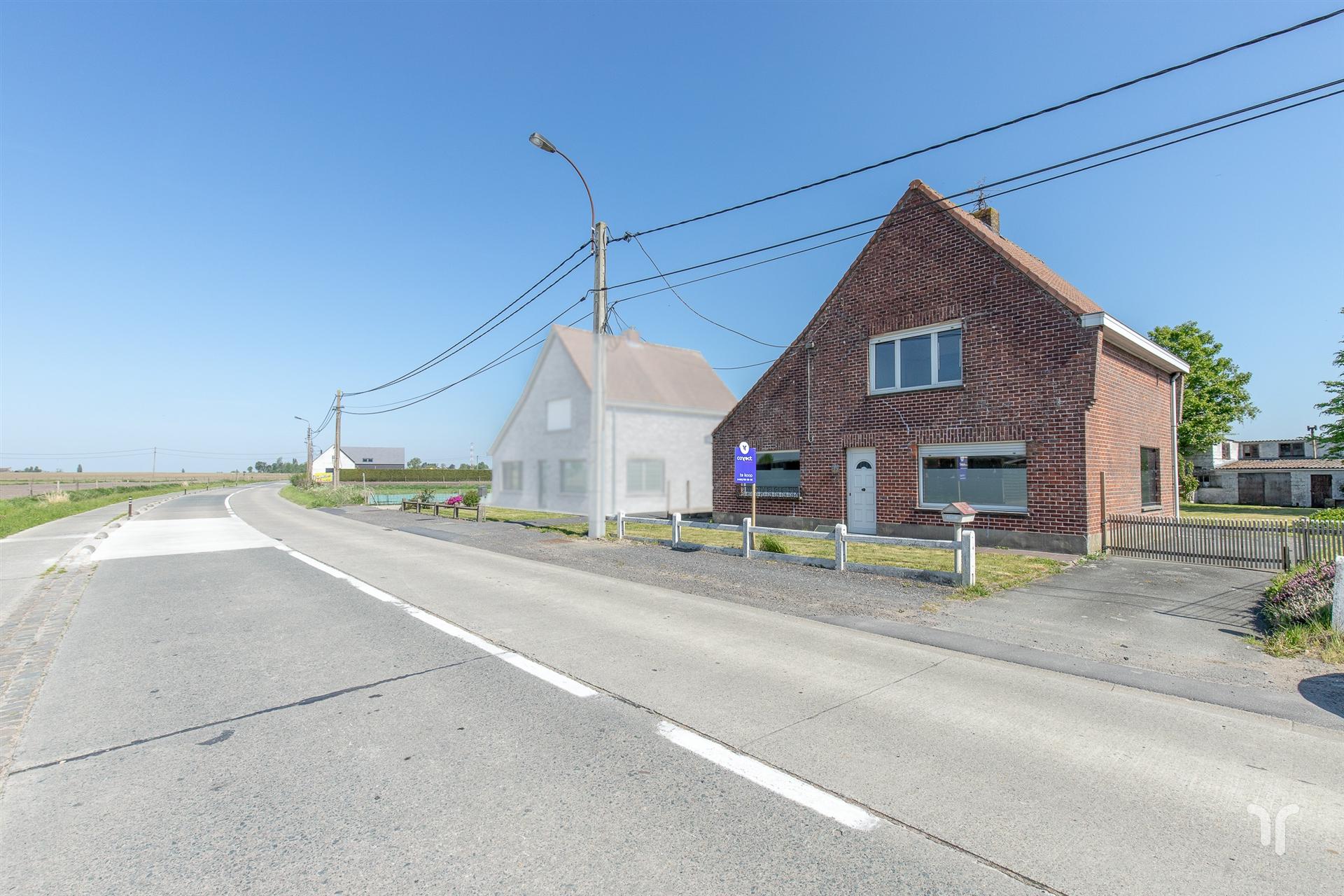 Vrijstaande woning met prachtig en uniek uitzicht. foto 2