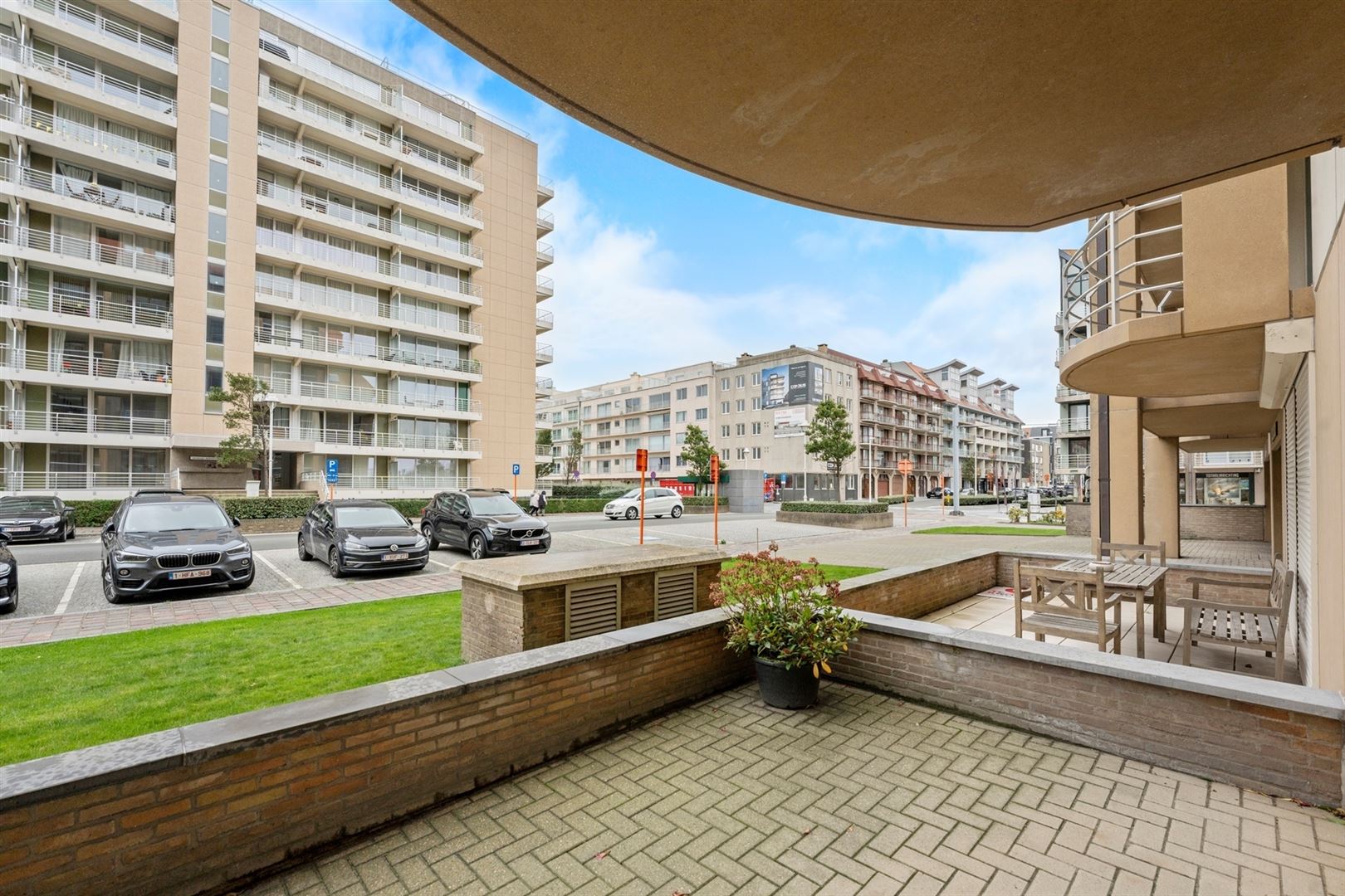 Heel mooi gelegen appartement met 1 slaapkamer in instapklare staat met groot terras foto 14