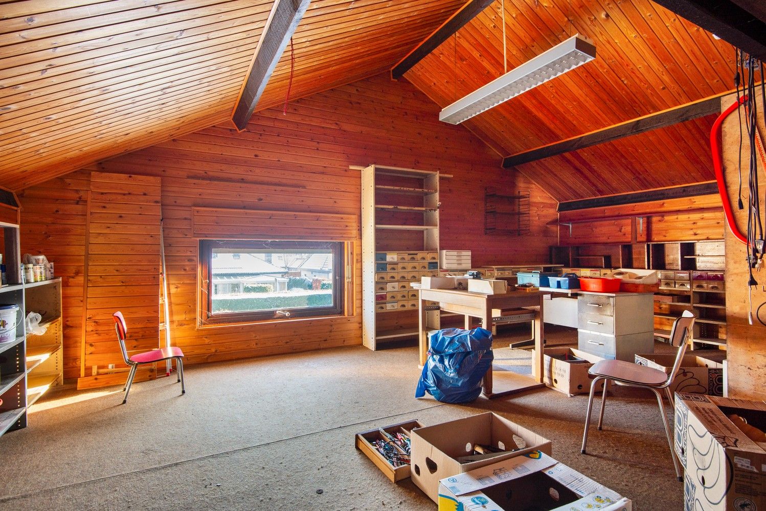 Zeer ruime vrijstaande woning met 3 slaapkamers en uitbreidingspotentieel in Kontich foto 25