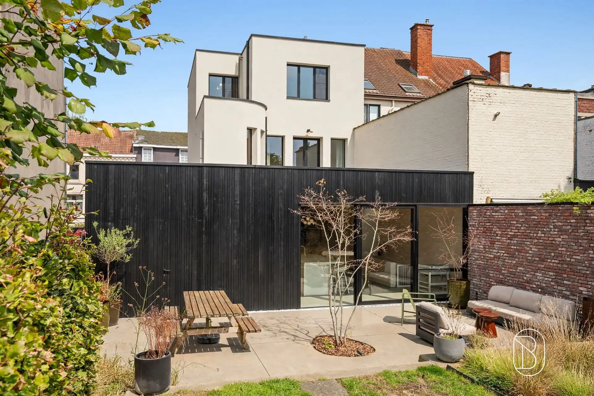 Gerenoveerde art-decowoning met 4 slpk,garage & ruime tuin  foto 9