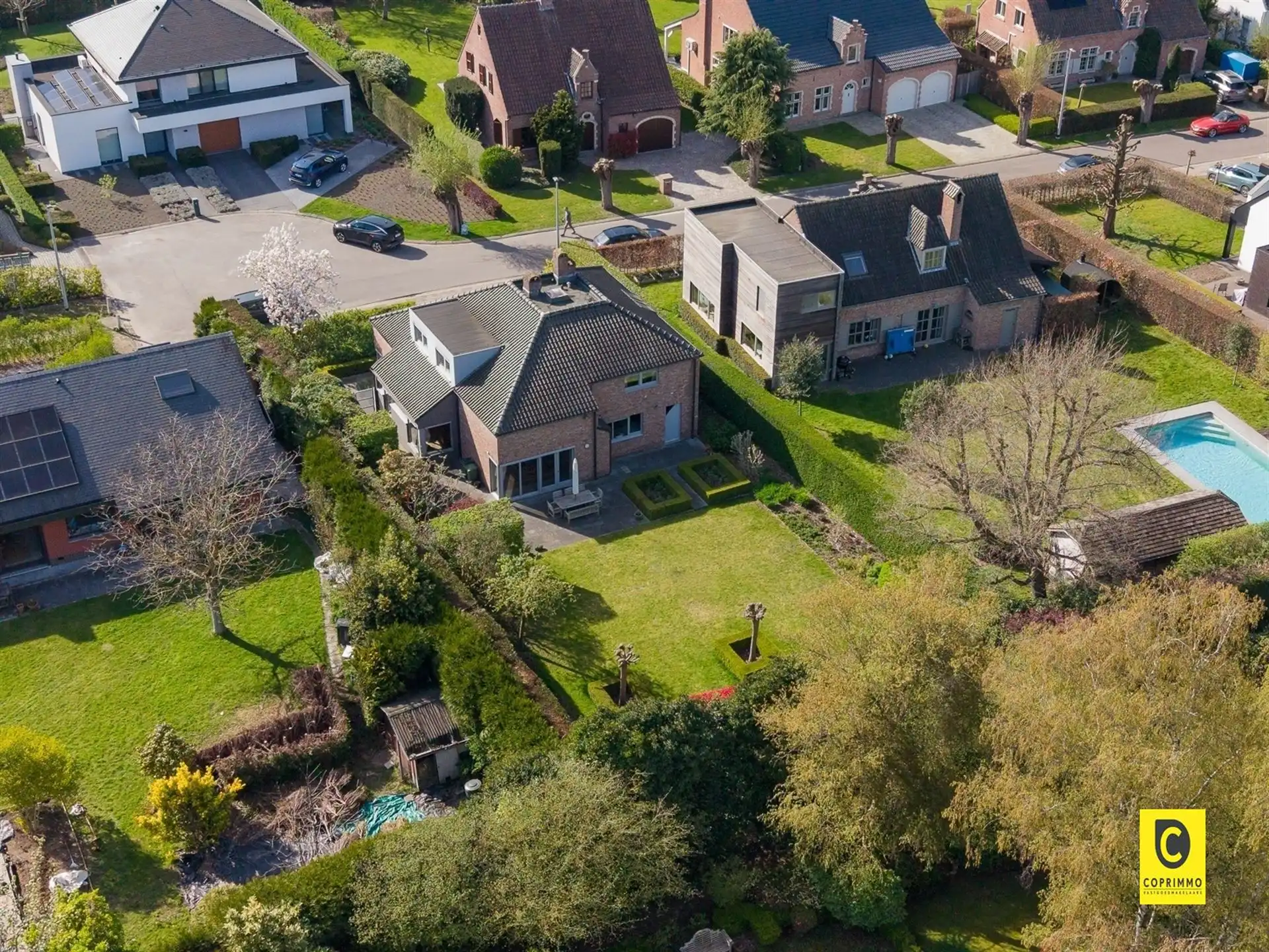 Villa: 4 slk op perceel op 831  m²  foto 23