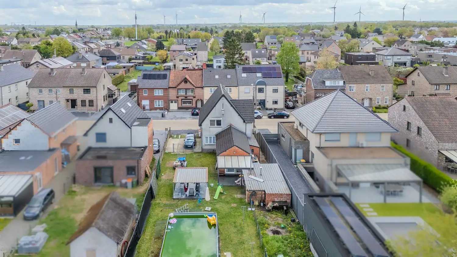 Gezinswoning met 4 slaapkamers te koop in Maasmechelen foto 25