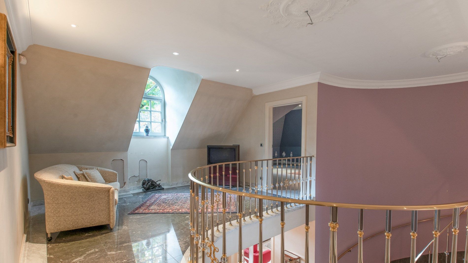 Exclusieve villa in een verzorgde omgeving  foto 30