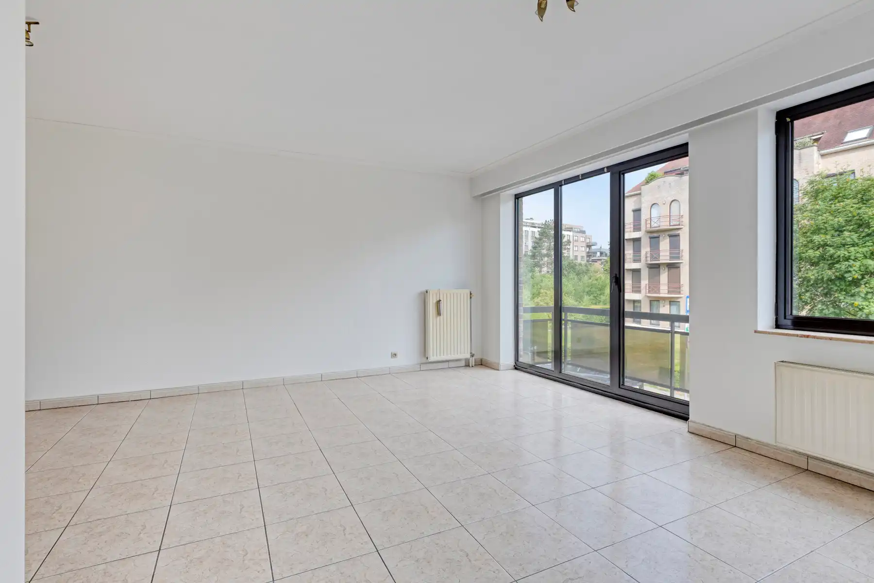 TOPPER! INSTAPKLAAR APPARTEMENT IN KLEINSCHALIG GEBOUW foto 7