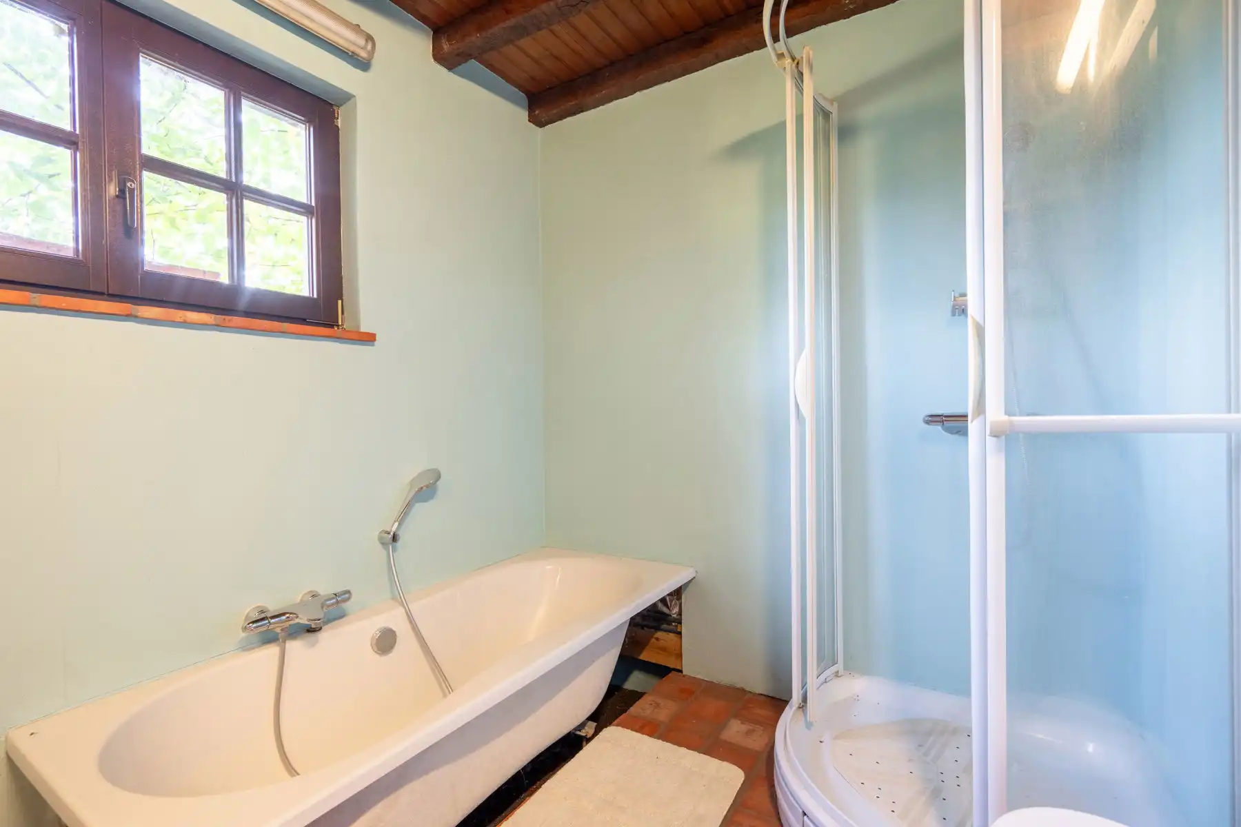 Unieke hoeve op domein van 1,5 ha – pure rust en natuurbeleving in het groen foto 9