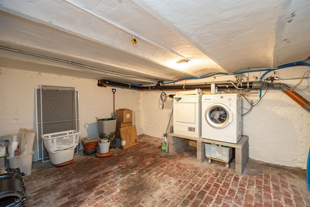 Volledig gerenoveerde woning in Oud-Berchem foto 19