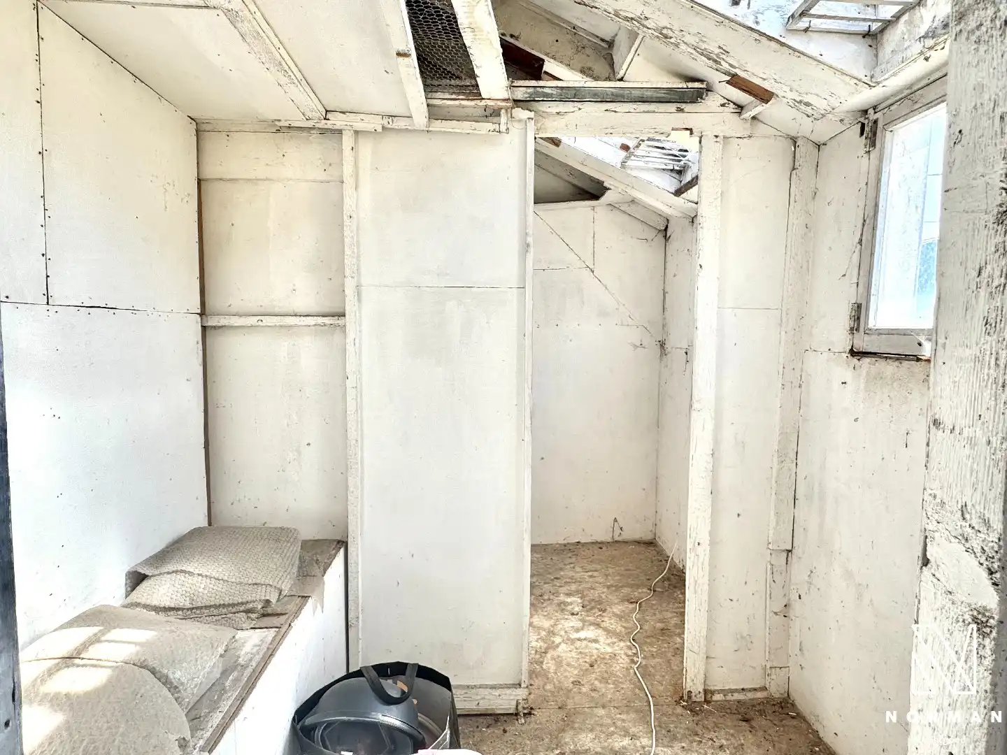 Instapklare woning te koop in Bavikhove met 3 slaapkamers, 2 badkamers en werkatlier op rustige, landelijke ligging! foto 26