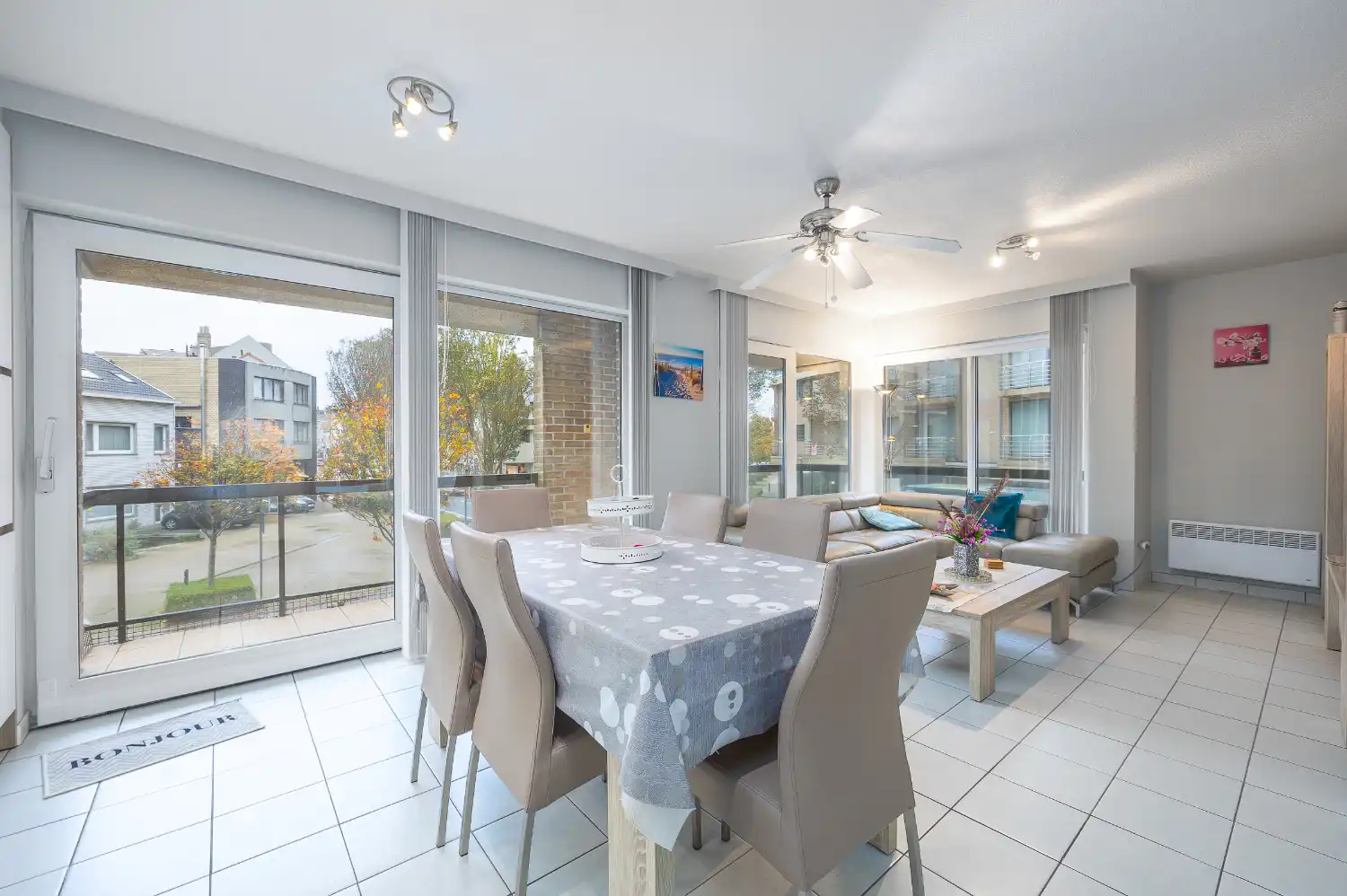 2-slaapkamer appartement in centrum Mariakerke foto 9