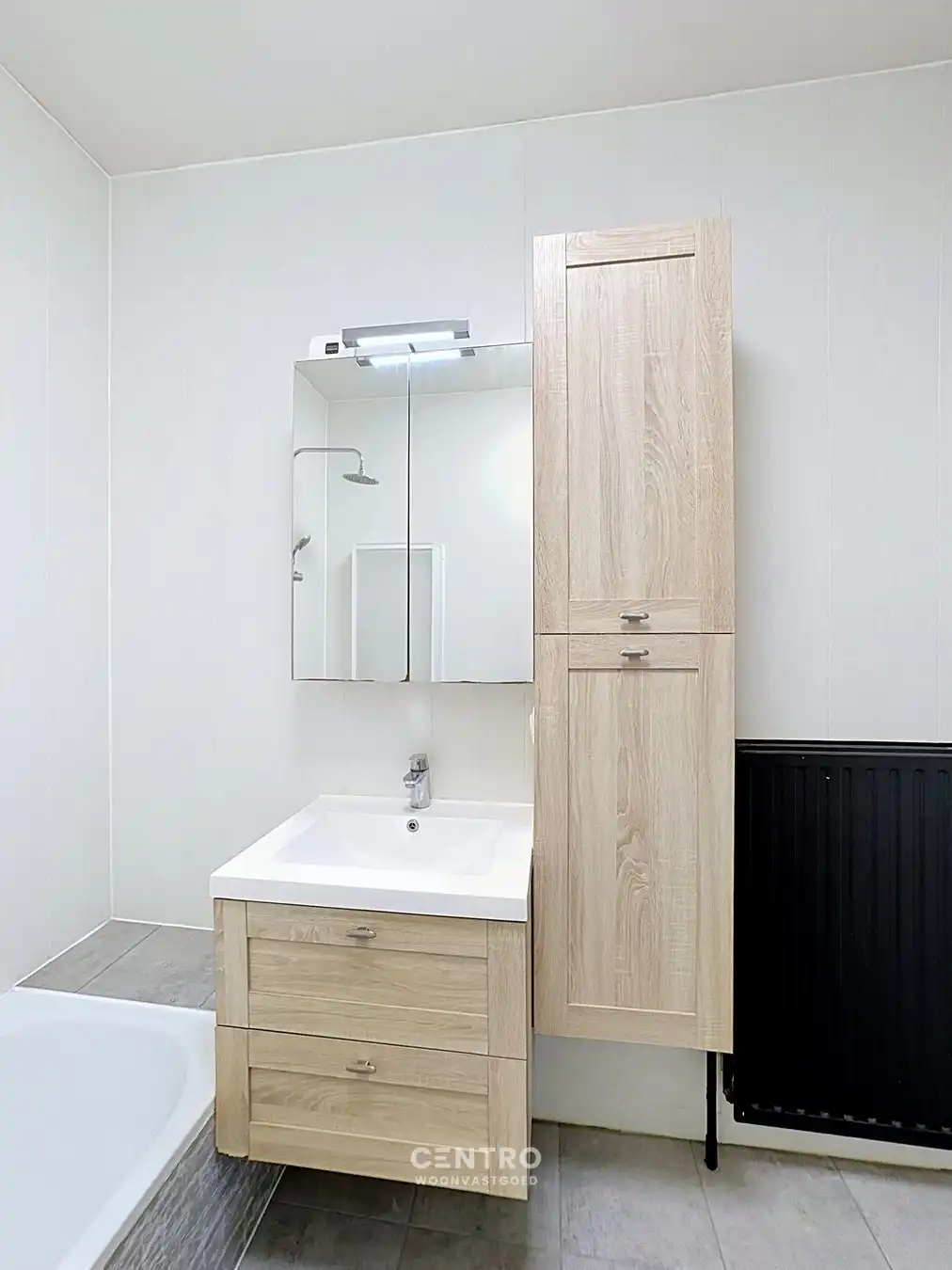 Interessant appartement met 2 RUIME slpks op LEUKE ligging! foto 9