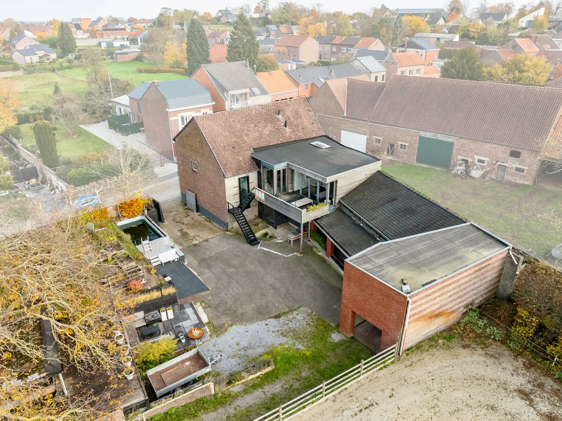 Woning met paardenweide en -piste/bouwgrond op 22a10ca  foto 30