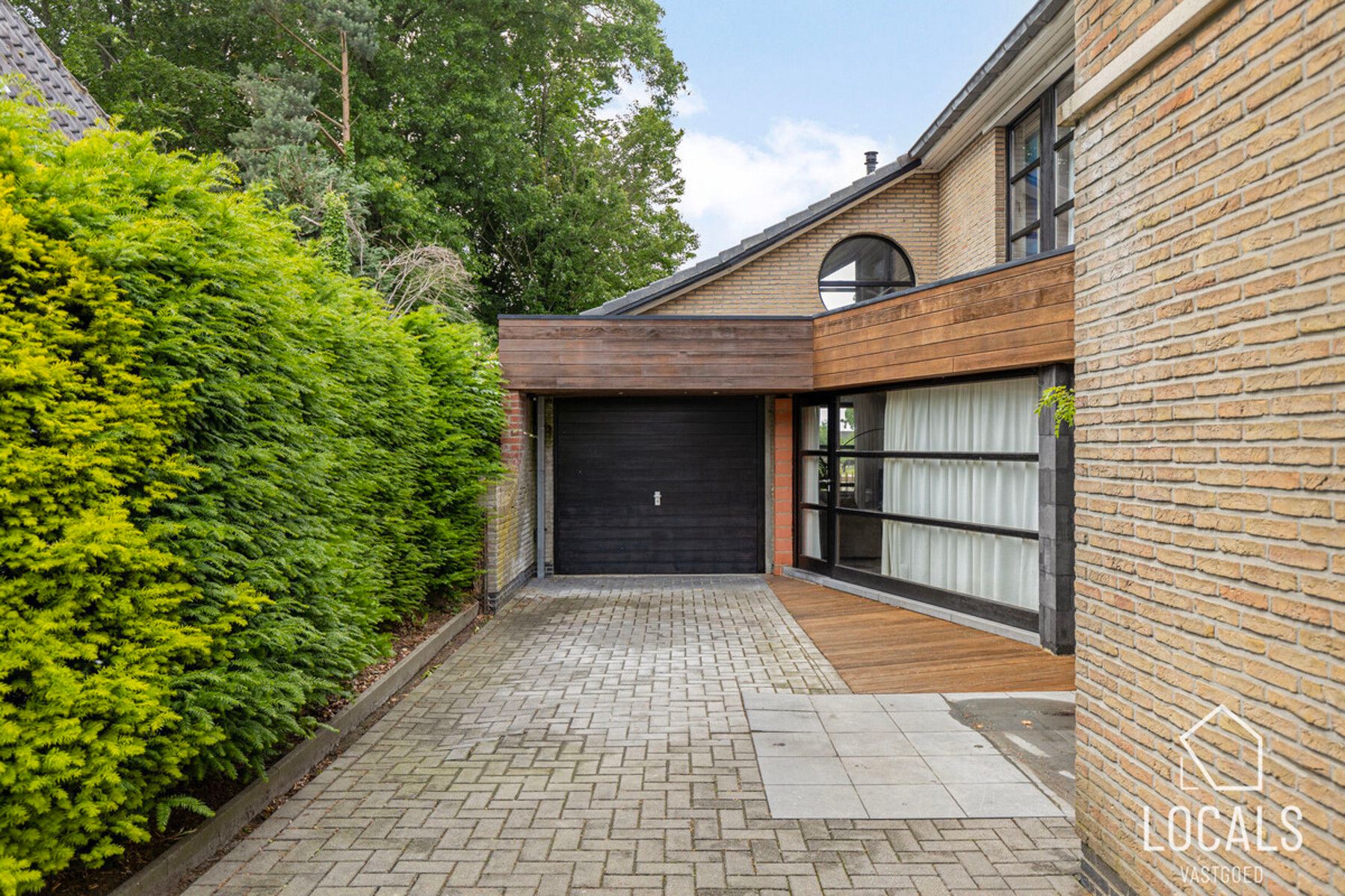 Gemoderniseerde open bebouwing met prachtig verzicht foto 24