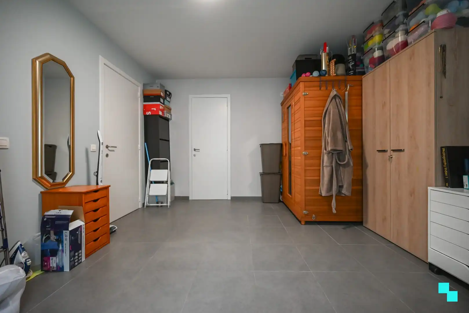 Lichtrijk tweeslaapkamer appartement te hartje Izegem foto 22