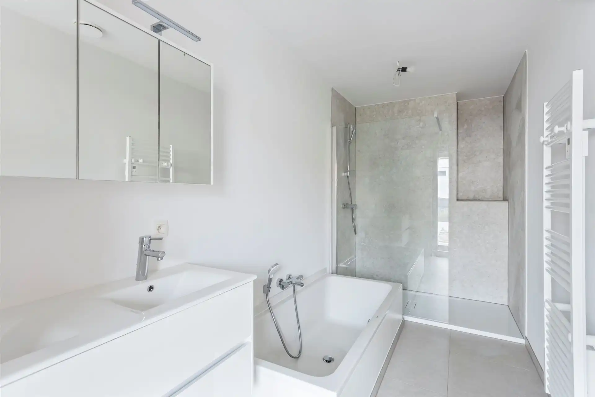 Nieuwbouw woning - 5 slpk - 2 badk (6% BTW mogelijk) foto 12