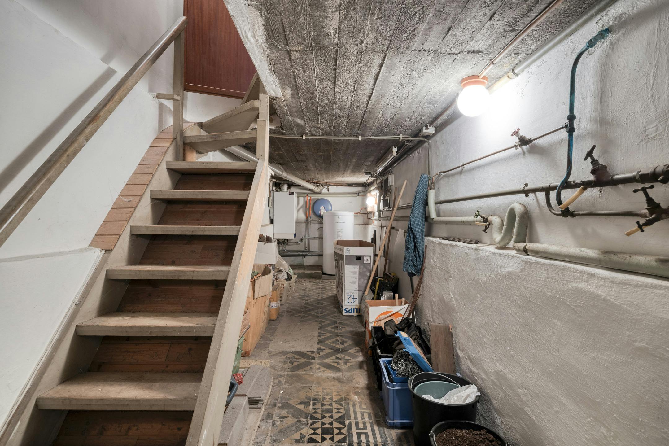 Ruim huis te koop Merksem met garage en zonnige tuin foto 21