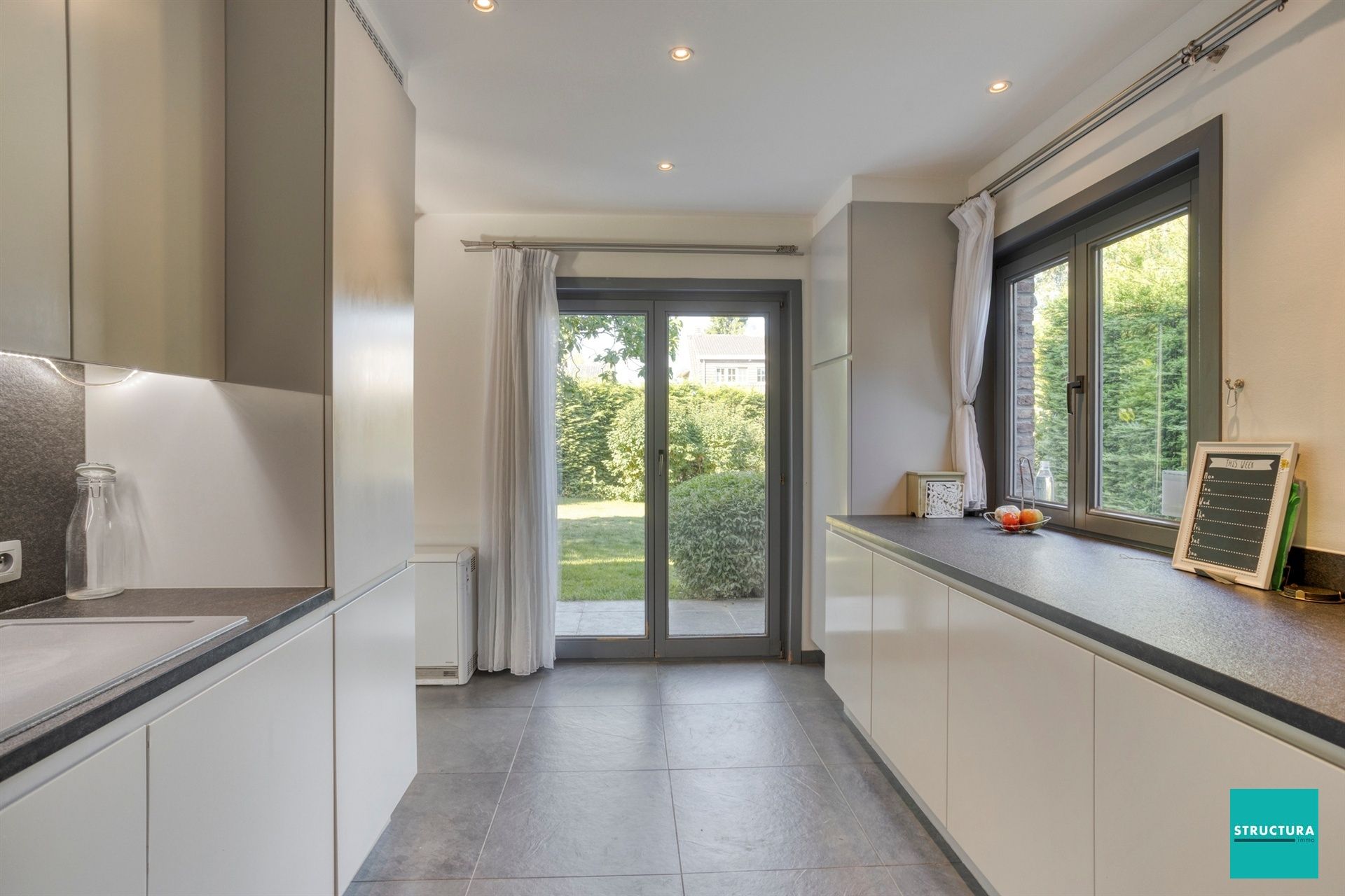 Prachtige villa met 5 slaapkamers en zwembad foto 13