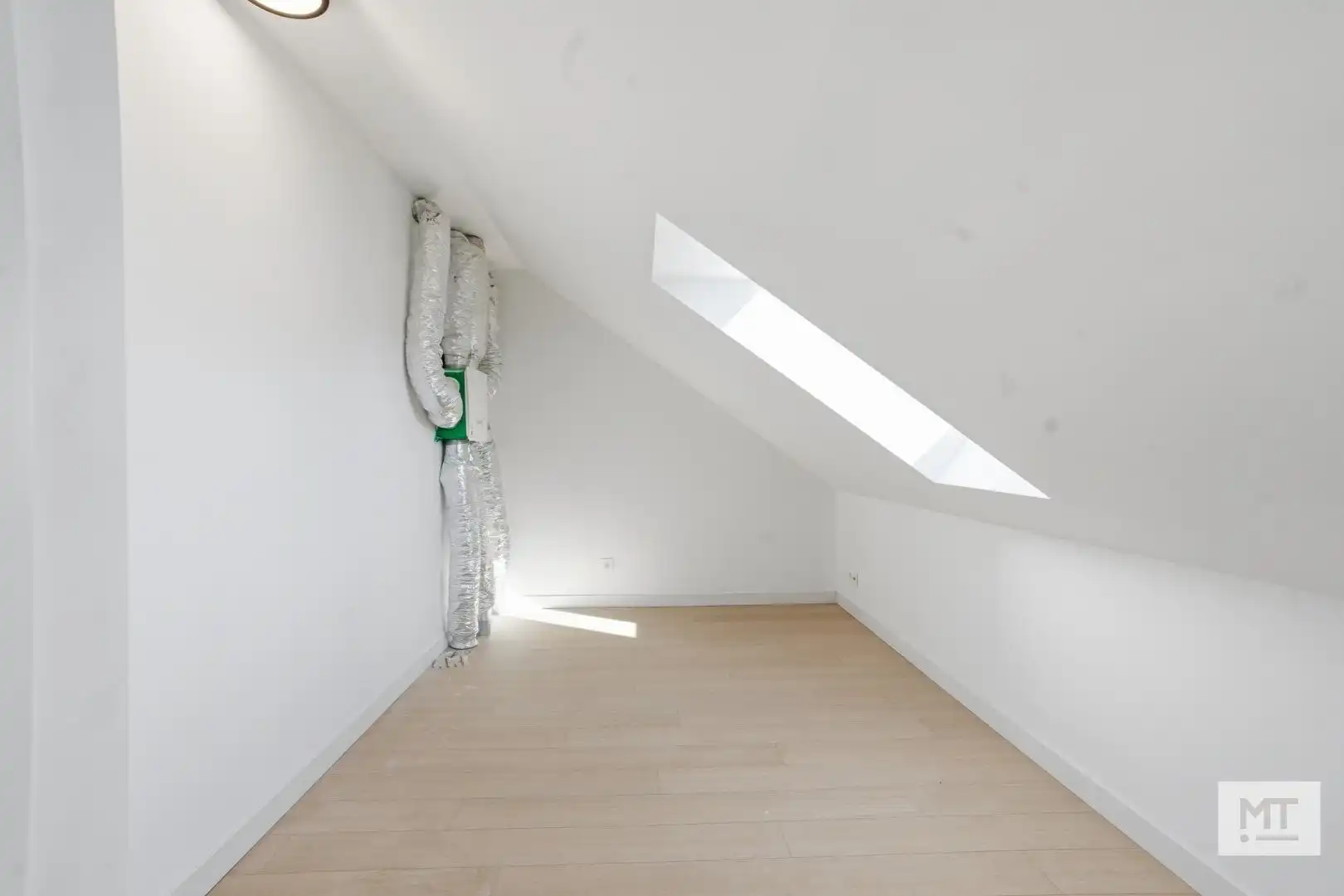 Verrassend ruime nieuwbouwwoningen in het centrum van Beselare foto 15