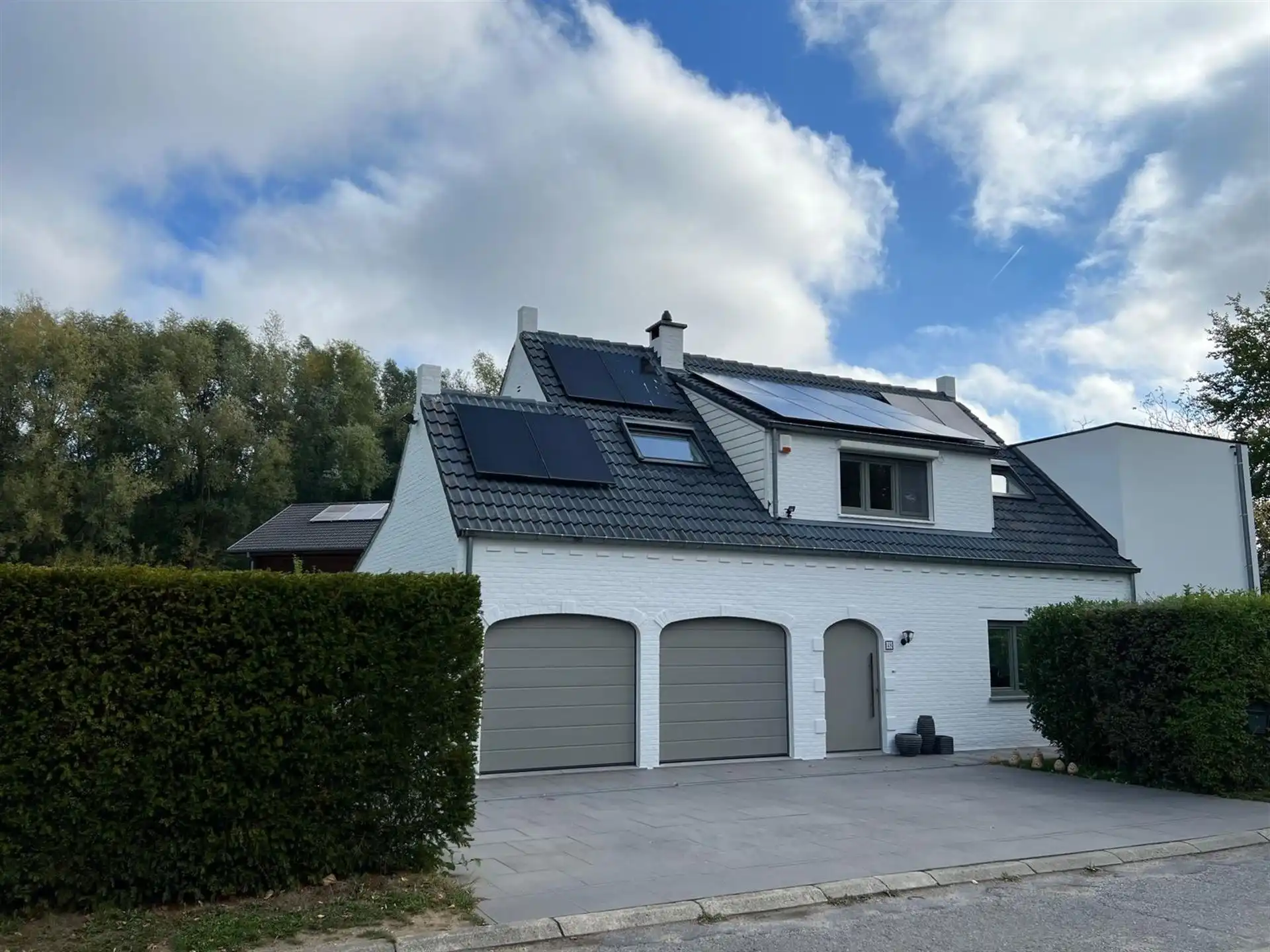 Prachtig gerenoveerde villa foto 2