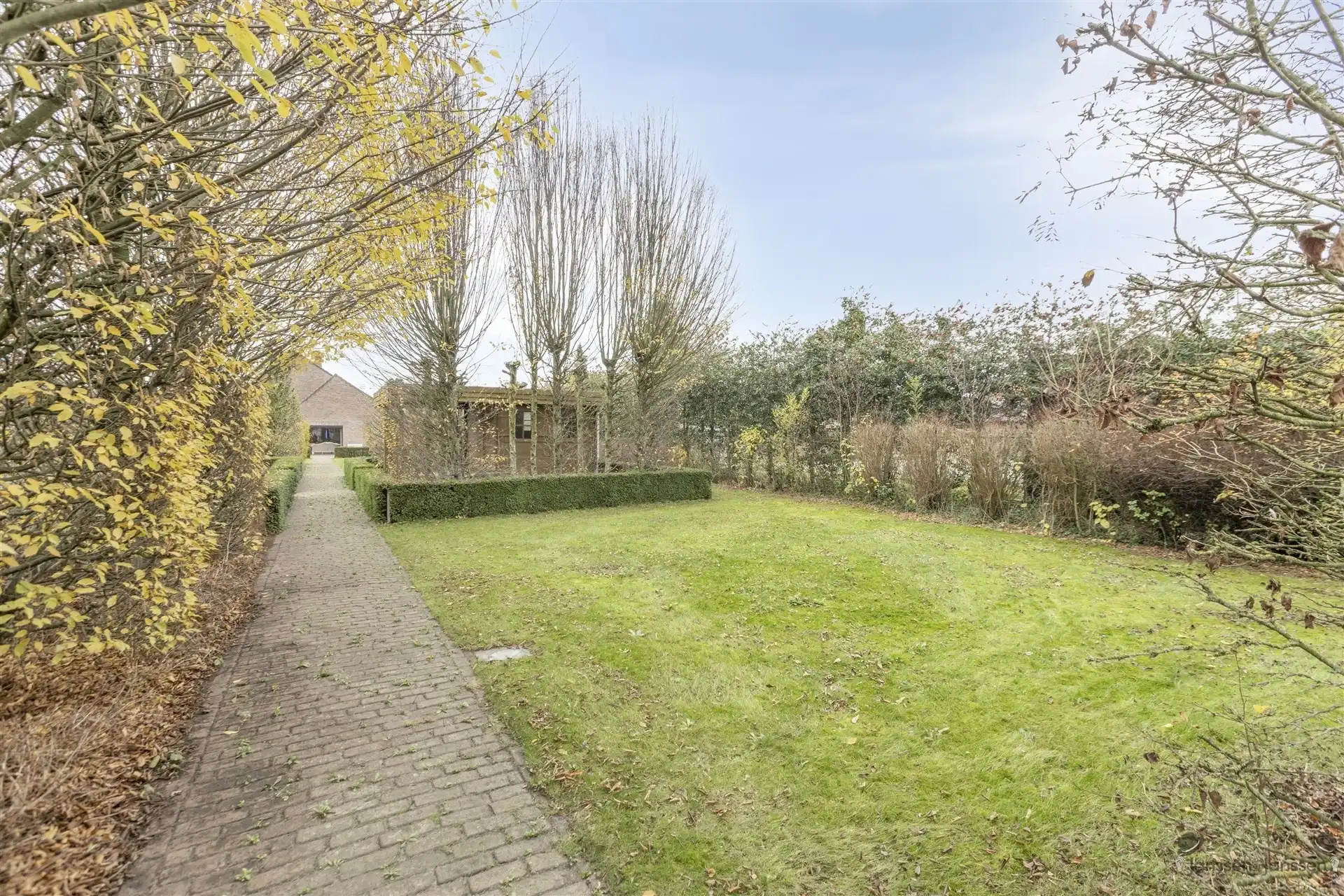 Ruime, goed onderhouden woning met prachtige tuin in Geel foto 31