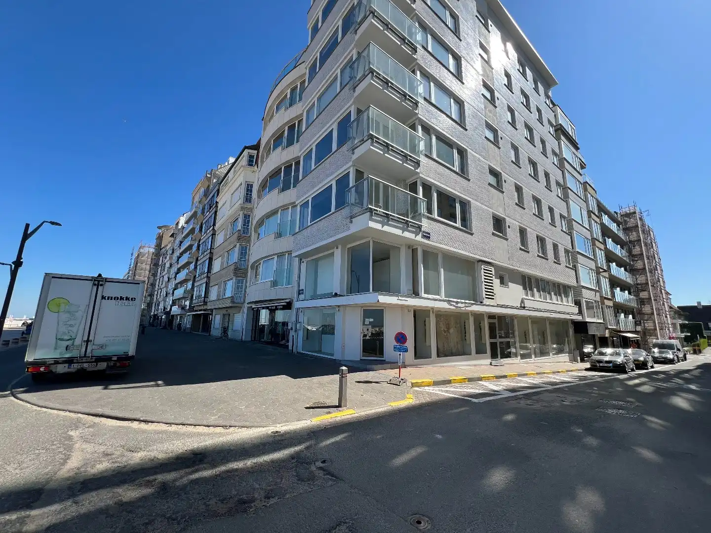 Commerciële ruimte te huur Zeedijk-Het Zoute 760 - - 8300 Knokke-Heist